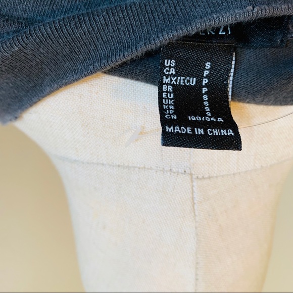 Forever 21 Sweet days ahead grey flower longsleeve - Picture 5 of 5